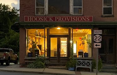Hoosick Provisions