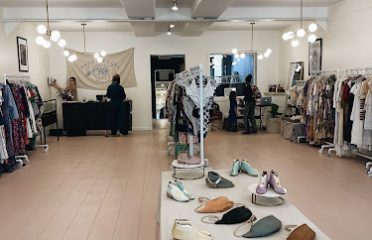 Proprietors Vintage and Handmade
