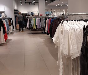 H&M
