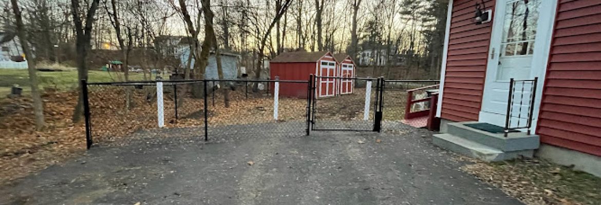 Fence Contractors In The Capital Region, Fencing Contractors In The Capital Region, Fence Installers In The Capital Region, Fence Contractors Albany NY, Fencing Contractors Troy NY, Fence Installers Saratoga Springs NY, Fence Contractors Schenectady NY