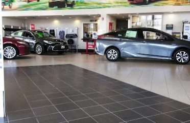 New Country Toyota of Saratoga Springs