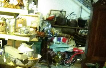 Antiques Stores Capital Region, Antique Dealers Capital Region, Art Dealers Capital Region, Auction Houses Capital Region, Antiques And Art Capital Region, Antiques Stores Albany NY, Antique Dealers Albany NY