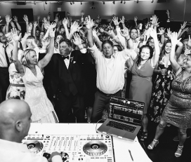 NonStop Music – Event & Wedding DJ